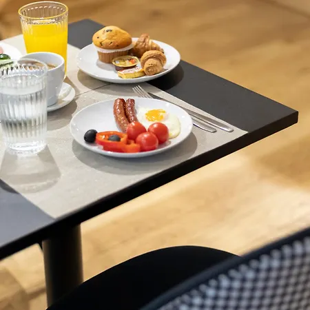 Aparthotel Craiova فندق كرايوفا