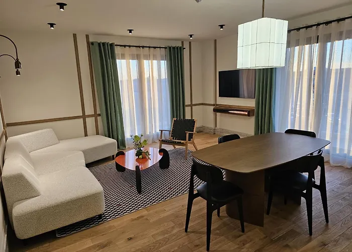 Aparthotel Craiova Отель Крайова