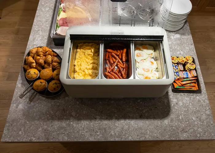 Отель Aparthotel Craiova